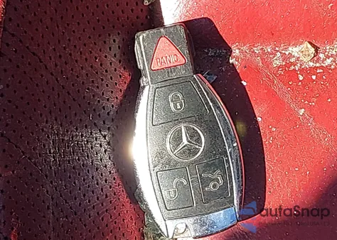 2014 Mercedes-Benz E 350 4Matic z USA, uszkodzony, nr VIN WDDKJ8JB6EF243147